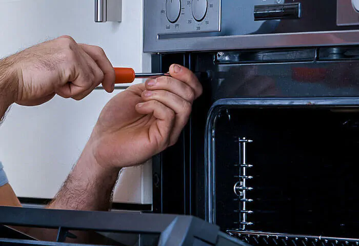 Donde puedo solicitar un tecnico para la reparacion de mi horno Barcelona - &iquest;D&oacute;nde puedo solicitar un t&eacute;cnico para la reparaci&oacute;n de mi horno en Barcelona?